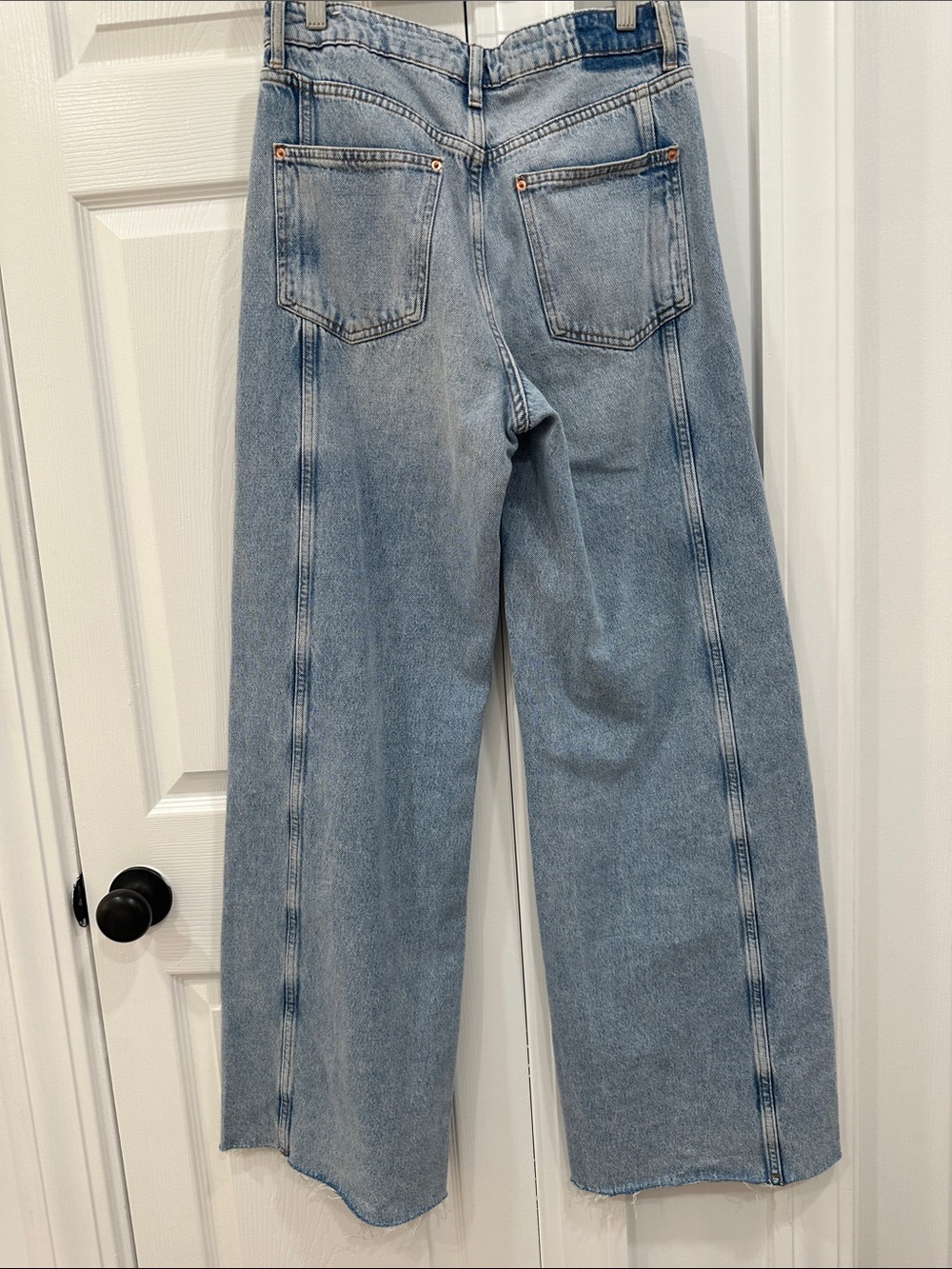 Zara Light Blue Wide-Leg Jeans - Picture 5 of 5